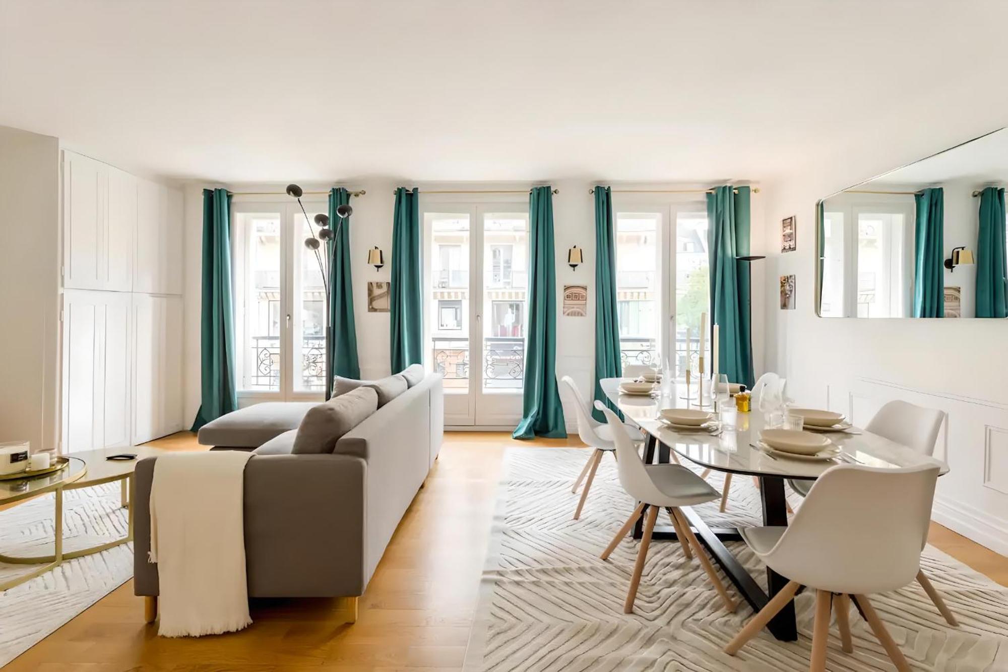 8P - 3Br Le Marais Spacious - Central - Historic Apt Paris Bagian luar foto