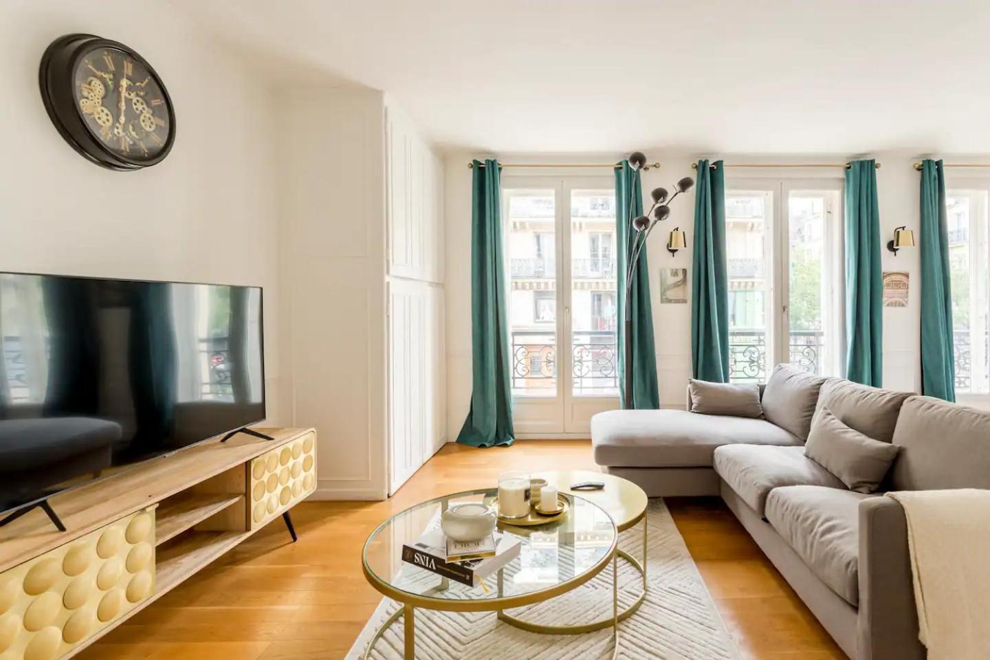 8P - 3Br Le Marais Spacious - Central - Historic Apt Paris Bagian luar foto