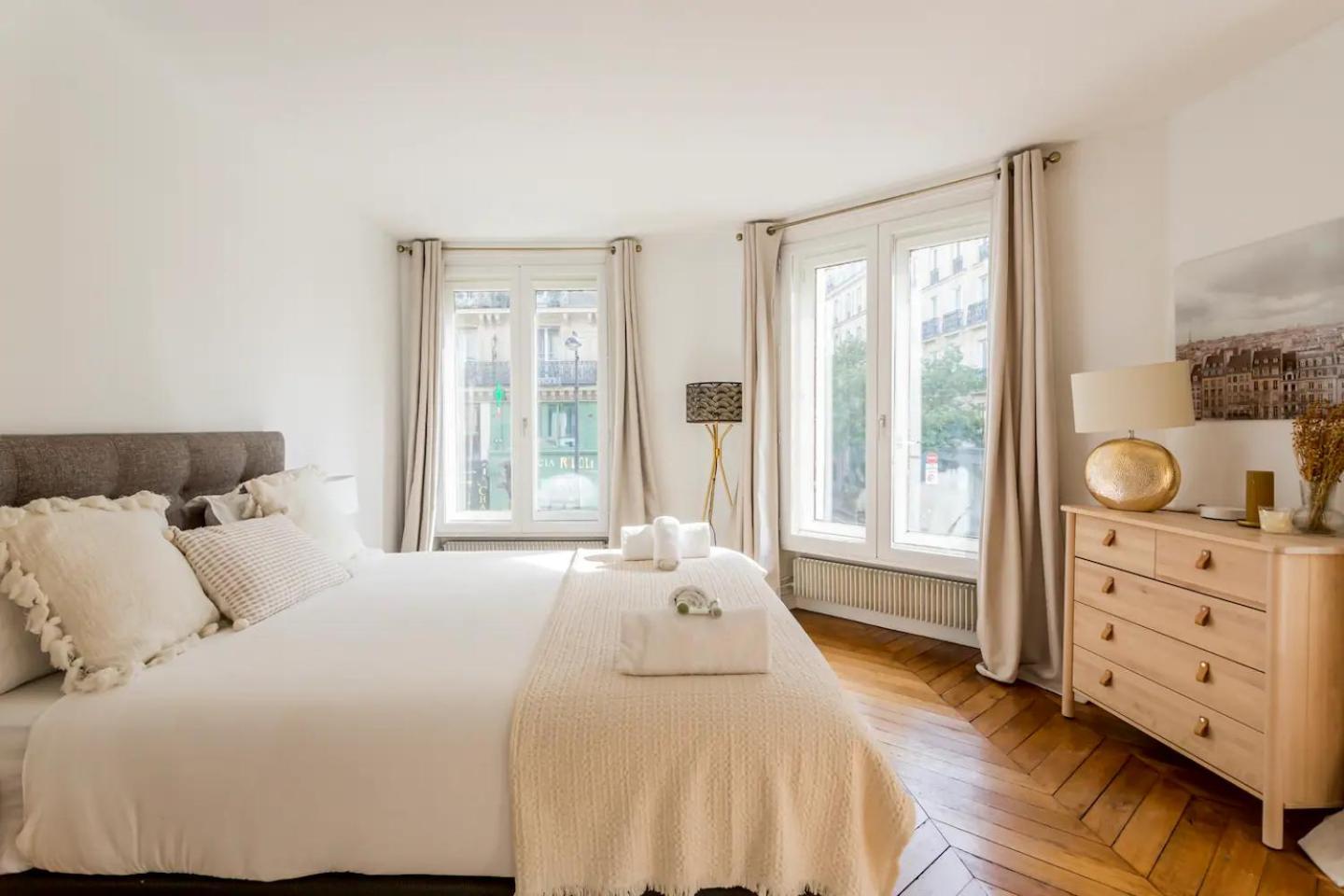 8P - 3Br Le Marais Spacious - Central - Historic Apt Paris Bagian luar foto